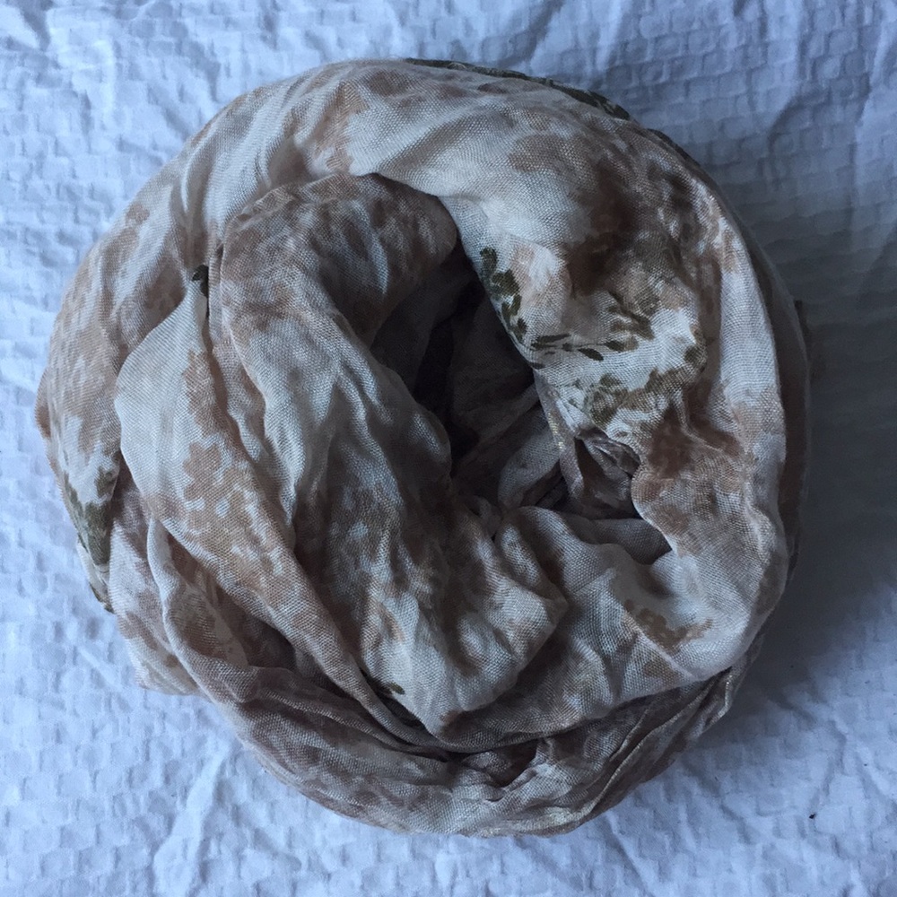 Circle scarf by Express brown and gold and green